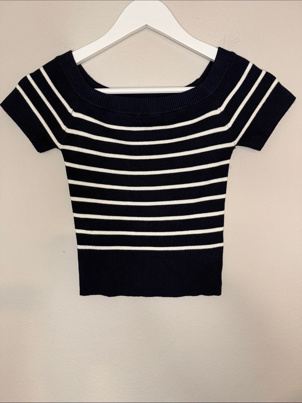 Women’s Striped Off-the-Shoulder Knit Top - Navy Blue & White [KC0903]